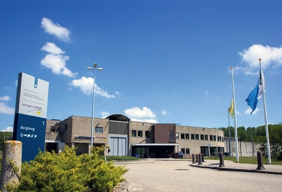 Kompas College